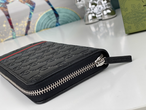 グッチ財布コピー内部構造